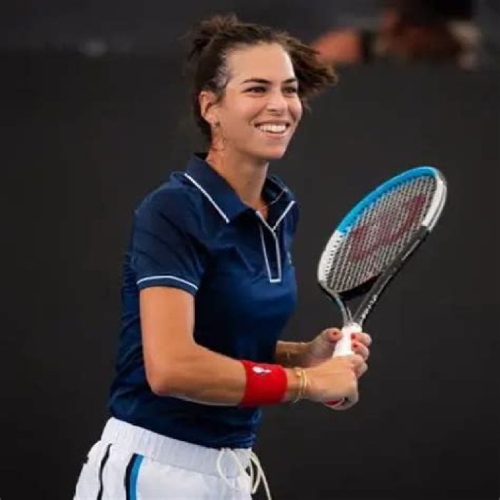 Ajla Tomljanović Bio, Age, Net Worth, Parents, Siblings, Height, Instagram