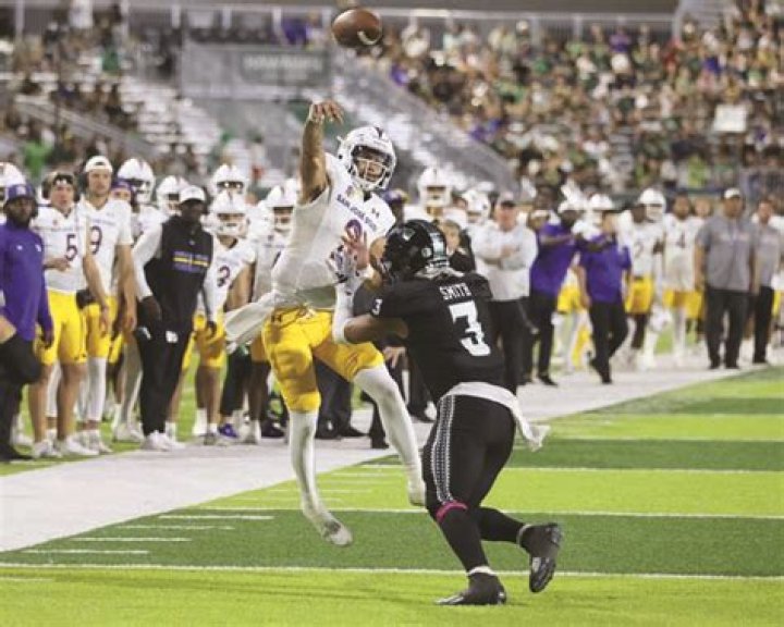 Cordeiro, Robinson leads SJSU to 35-0 rout of UH | News, Sports, Jobs