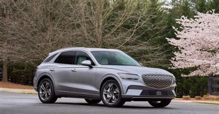 Edmunds compares the Mercedes-Benz GLC and Genesis GV70 luxury SUVs