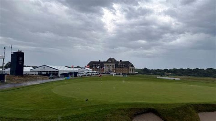 Fujita leads U.S. Senior Open by 3 strokes when rain hits. Play resumes Monday with 8 holes left