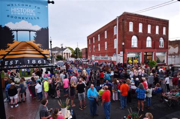 Garnet West Obituary, 53, Booneville, Mississippi, tragically passed away