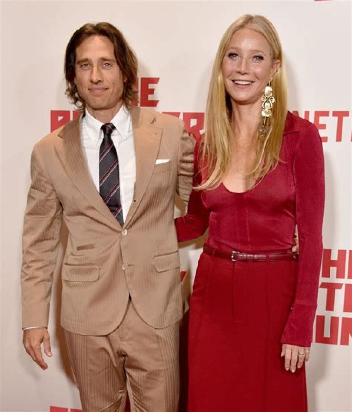 Gwyneth Paltrow Husband: Who Is Brad Falchuk?