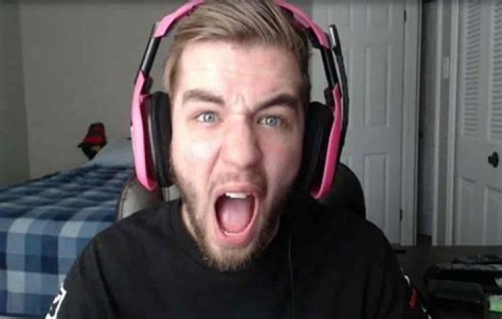 How Rich Is FaZe Jev?