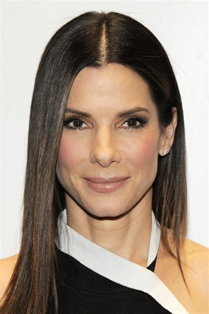 How Sandra Bullock Kept Son's Adoption Secret