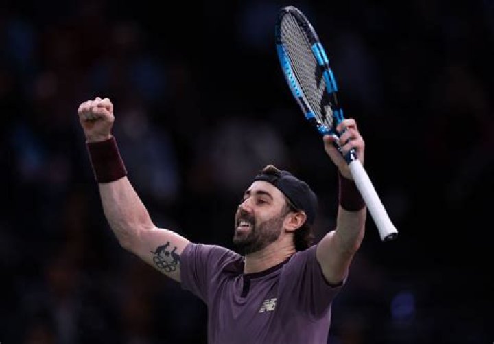 How Tall Is Jordan Thompson?