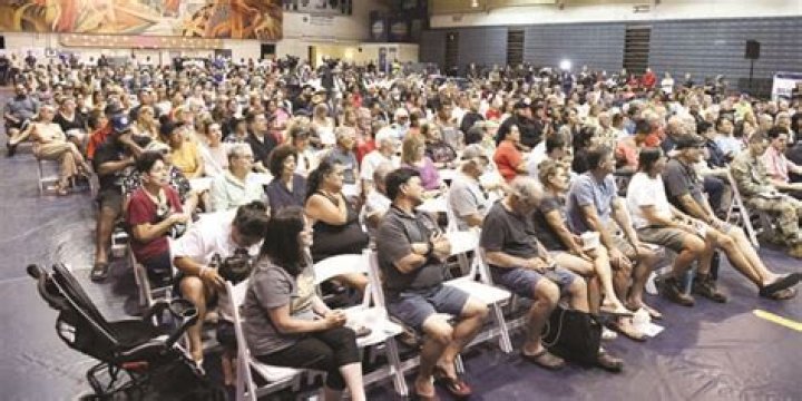 Hundreds seek details on fire recovery | News, Sports, Jobs