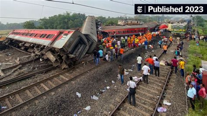 India train crash kills over 280, injures 900 in one of nation's worst rail disasters