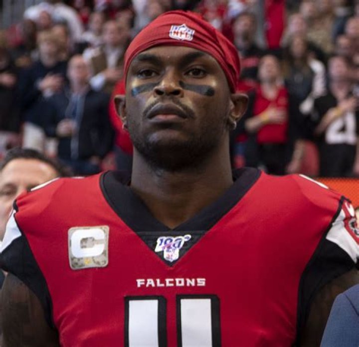 Is Julio Jones Gay? Age, Height, Net Worth