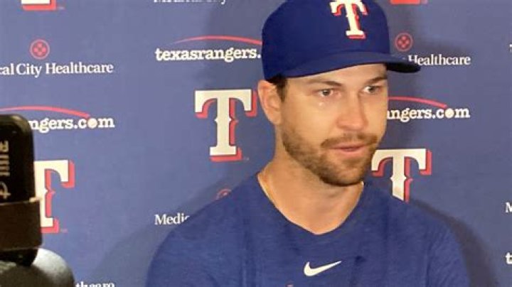 Jacob deGrom, oft-injured Rangers ace, to have season-ending right elbow surgery