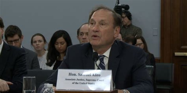 Justice Alito accepted Alaska resort vacation from GOP donors, report says