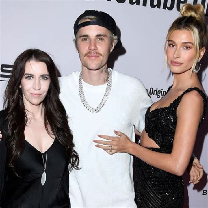 Justin Bieber's mom congratulates him and Hailey following pregnancy news
