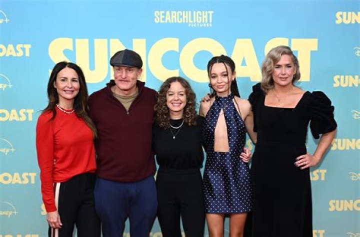 Laura Linney and Nico Parker are mother and daughter in Laura Chinn's ‘Suncoast’