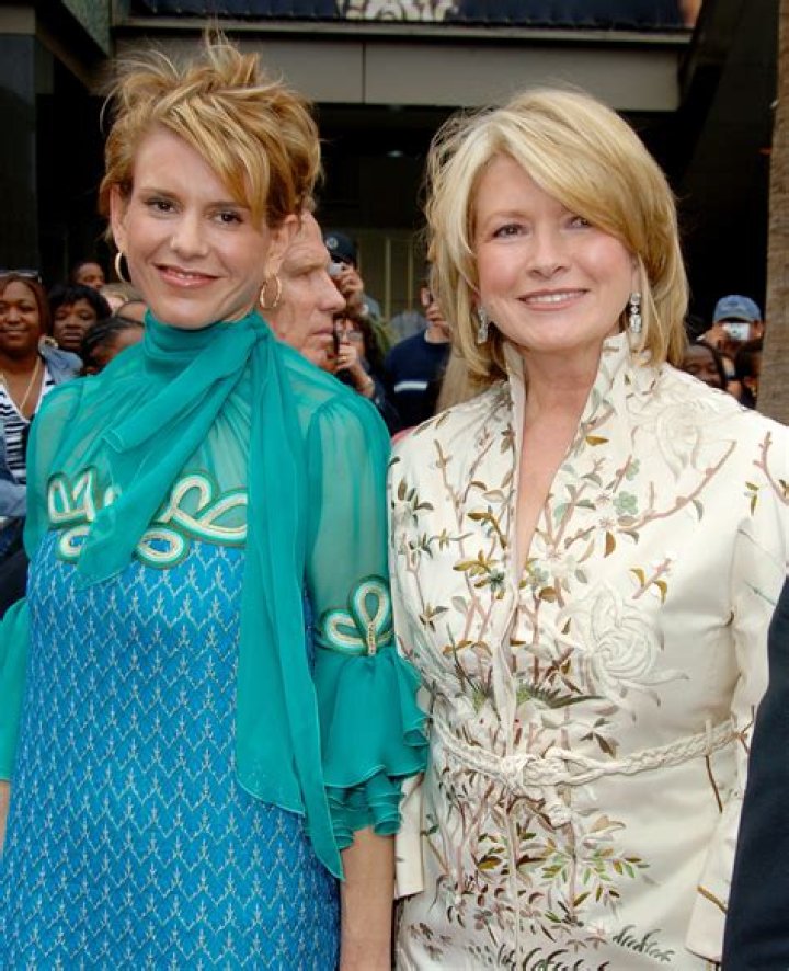 Martha Stewart's Daughter Alexis Writes Home Life Was Hell