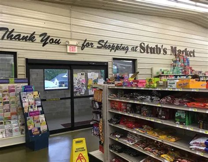 Mass shooting shutters Arkansas town's only grocery store — for now