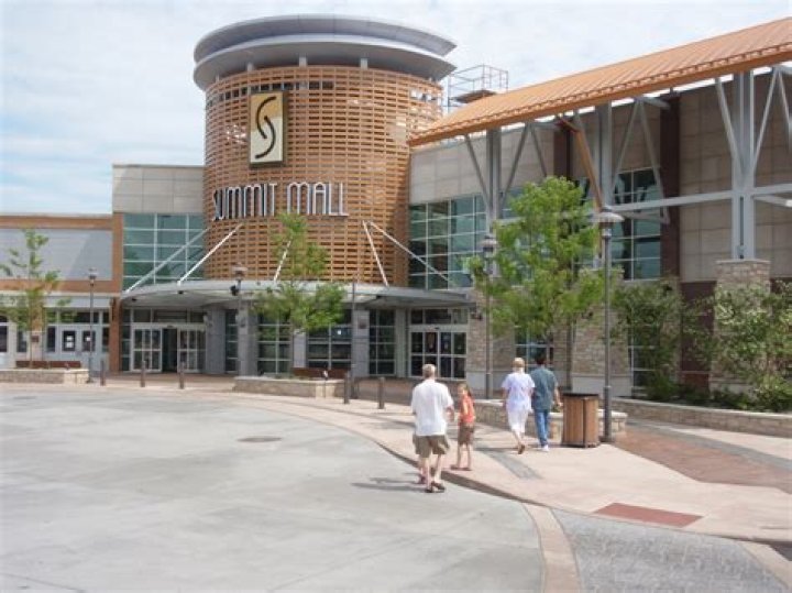 Permit Filed to Build New Dave & Buster's at The Summit Mall | News