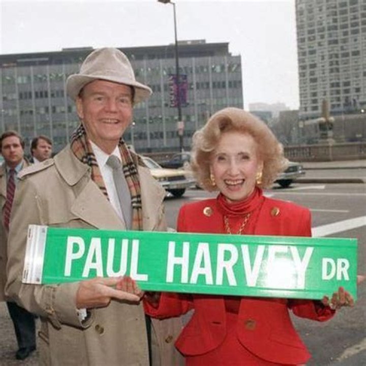 Radio Legend Paul Harvey Dies