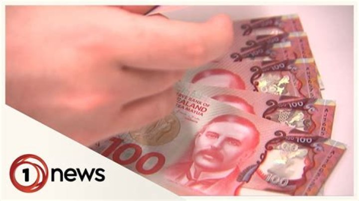 Richest Kiwis effectively pay lower tax rate than ordinary NZers