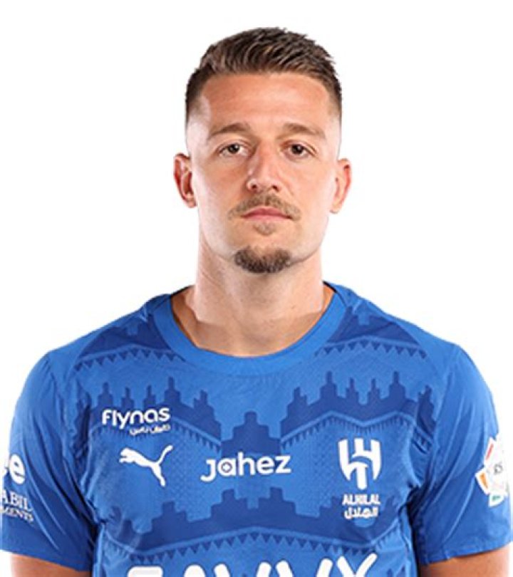 Sergej Milinković-Savić Bio, Age, Net Worth, Height, Wife, Children, Parents, Siblings