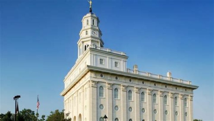 Smithsonian pays $100,000 for Sunstone from Nauvoo Temple