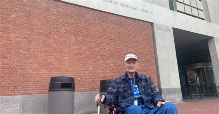 Someone 2 Know; Mitka Kalinski visits US Holocaust Memorial Museum | News
