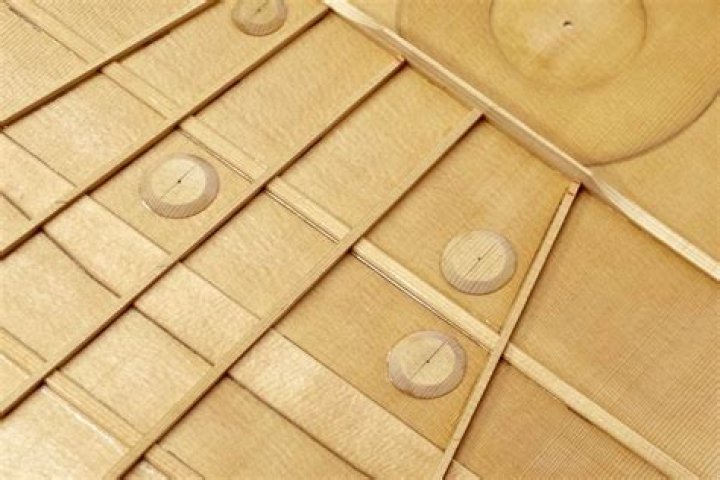 Storm-ravaged Queensland now bracing for New Year heatwave