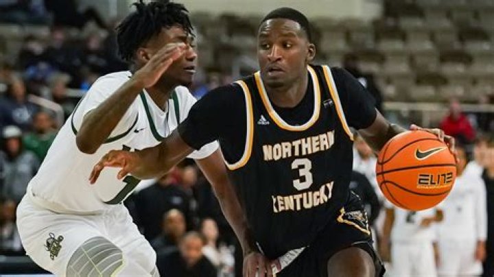 Warrick scores 29 as Northern Kentucky beats Youngstown State 79-76