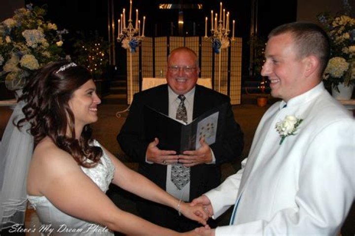 What Happened To Steve Wallis Wife and Death?