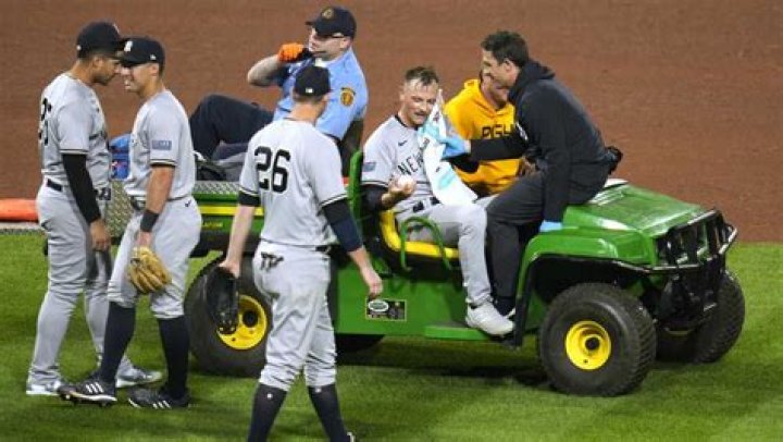 Yankees reliever Anthony Misiewicz struck in the face by a line drive against Pirates